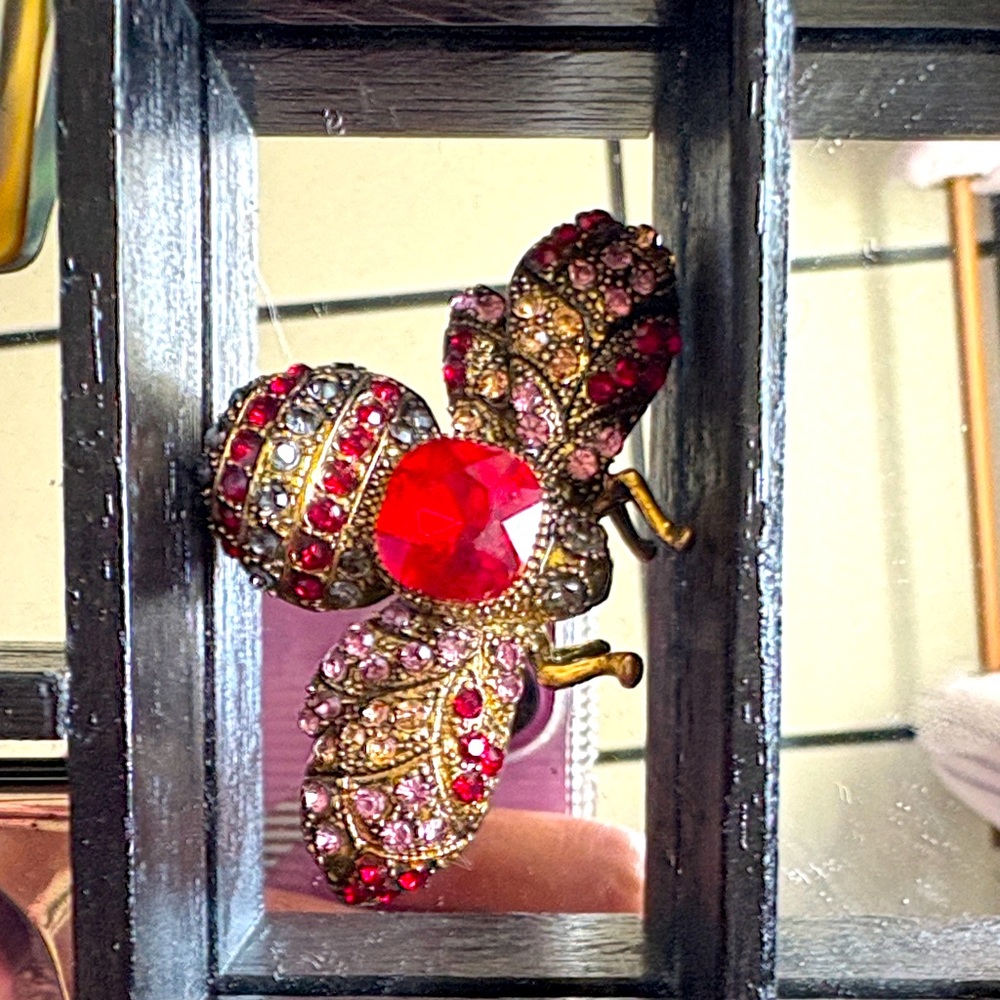 Vintage Ruby Bee Brooch